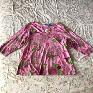 4/$25 Pink floral 3/4 sleeve v-neck top